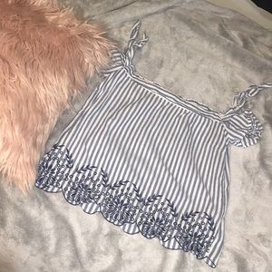 GUESS off the shoulder blouse